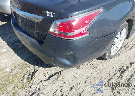 2015 Nissan Altima 2.5 from USA, damaged, VIN 1N4AL3APXFC228013